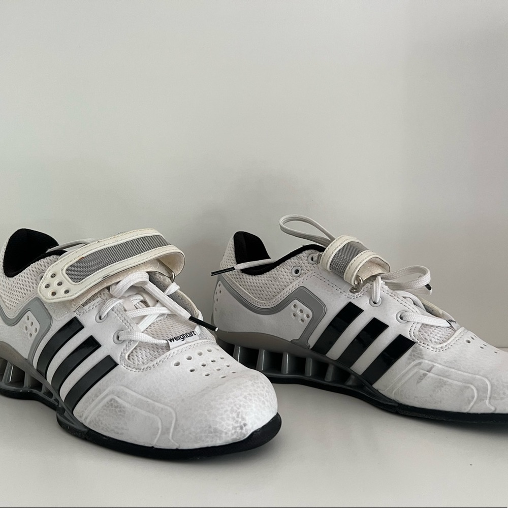 Adipower Weightlifting